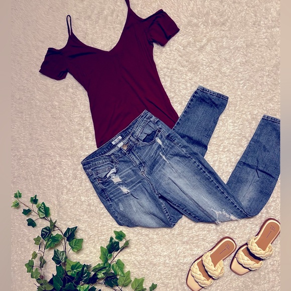 Mudd high-rise Distressed Jeans - Picture 2 of 13